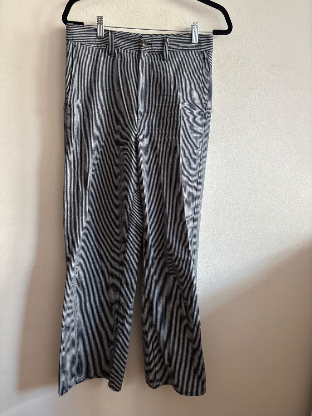 Comptoir  Des Cotonniers gray & navy striped pants